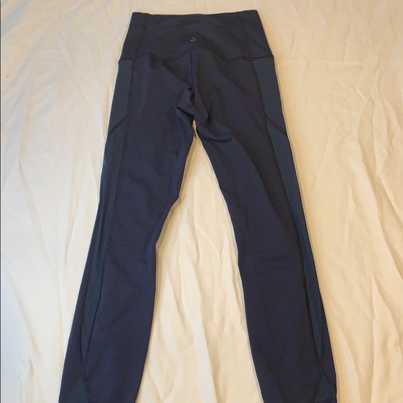 Lululemon Wunder Under High Rise (25” with Mesh) - Picture 2 of 3